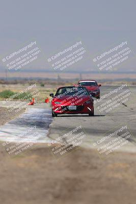 media/Sep-20-2025-Extreme Speed (Sat) [[1fcc23683c]]/Orange (Mid Intermediate)/Session 2 (Sunrise)/